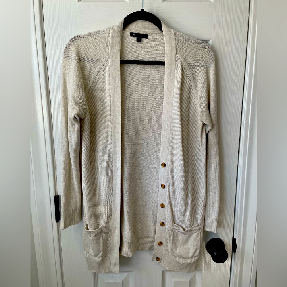 Women’s Gap cardigan cream size small